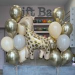 Balloon set with giraffe