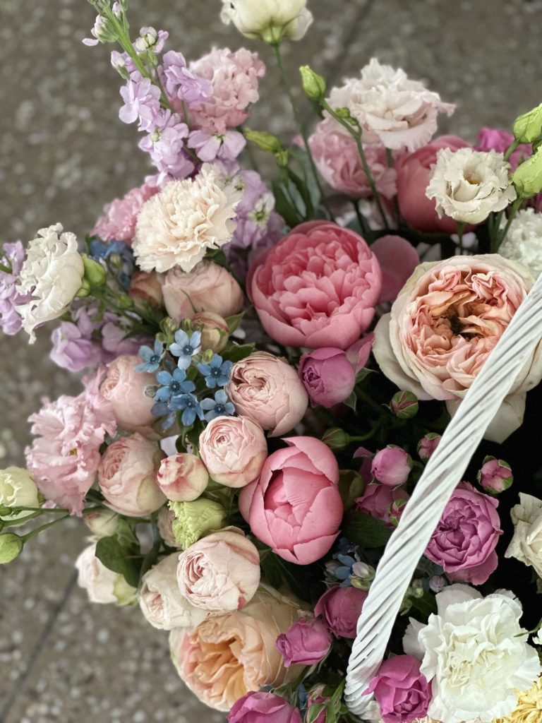 Kwiaty Warszawa, Цветы Варшава, Квіти Варшава, Flowers in Warsaw, Dostawa kwiatów Warszawa, Цветы с доставкой в Варшаве, Заказать цветы в Варшаве, Dostawa kwiatów, Bukiet z dostawą Warszawa, Bukiet zamówić, Kwiaсiarnia Mokotów, Kwiaty do domu, Kwiaty śródmieście, kwiaty, róże, peony, piwonia, Bouquet in Warsaw, kwiaty dla domu, bukiet z piwonii, hortensja, bukiet z hortensji, kwiaty