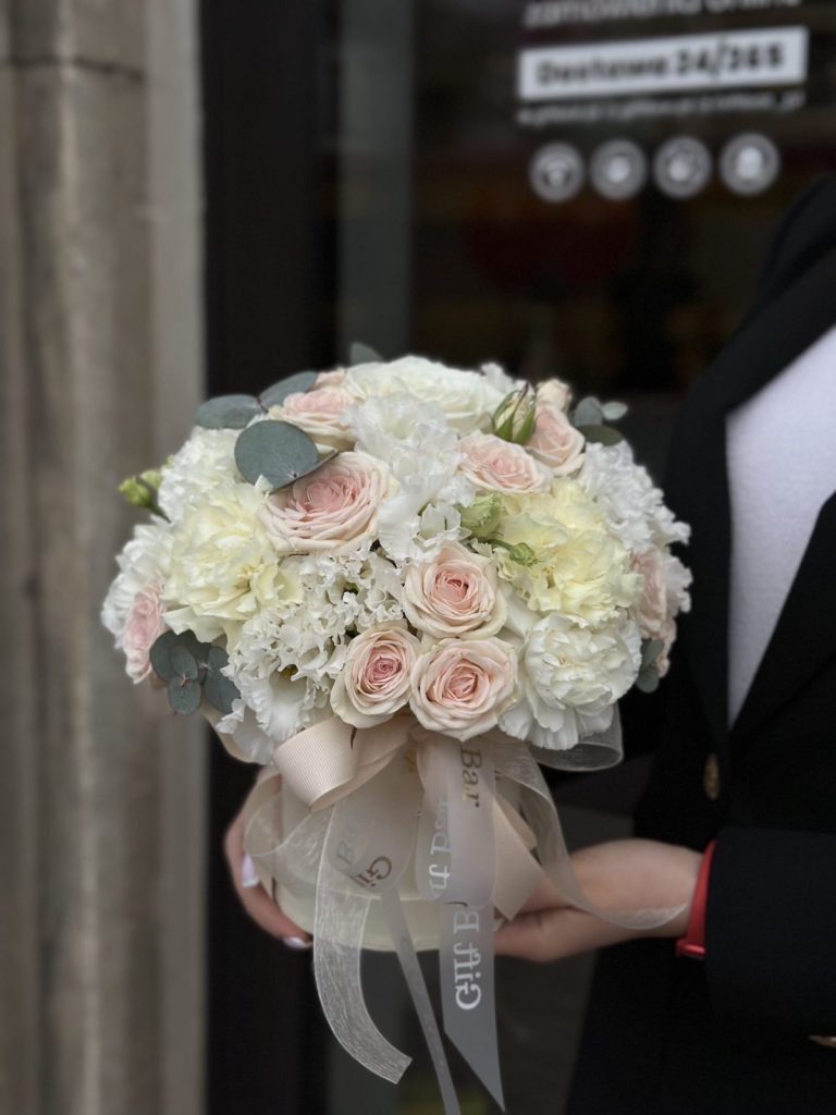 Kwiaty Warszawa, Цветы Варшава, Квіти Варшава, Flowers in Warsaw, Dostawa kwiatów Warszawa, Цветы с доставкой в Варшаве, Заказать цветы в Варшаве, Dostawa kwiatów, Bukiet z dostawą Warszawa, Bukiet zamówić, Kwiaсiarnia Mokotów, Kwiaty do domu, Kwiaty śródmieście, kwiaty, róże, peony, piwonia, Bouquet in Warsaw, kwiaty dla domu, bukiet z piwonii, hortensja, bukiet z hortensji, kwiaty