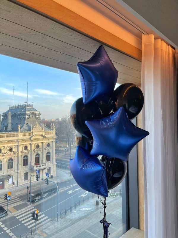 Bouquet of balloons in blue and black colors