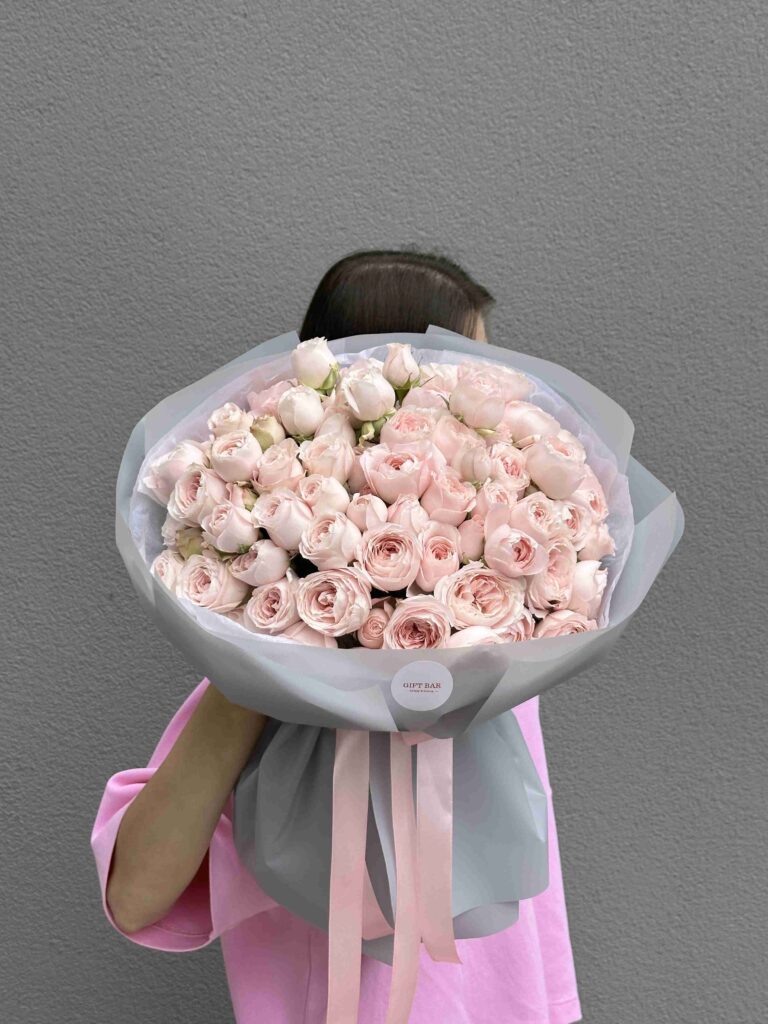 Bouquet of spray roses Princess