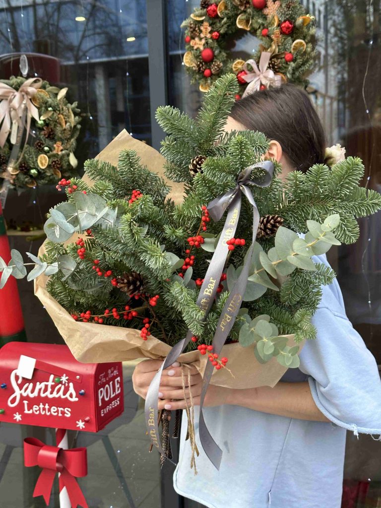 Winter bouquet “Red Christmas”