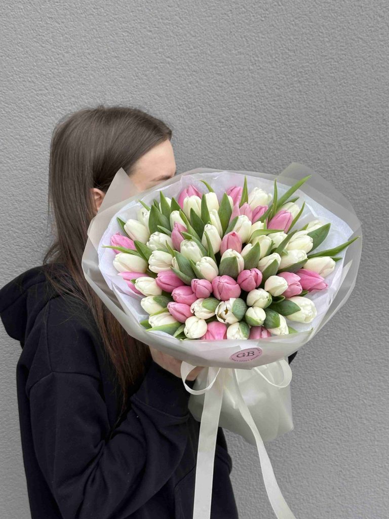 Mix of white and pink tulips