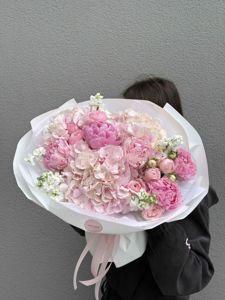 Bouquet “Blush Blossom”