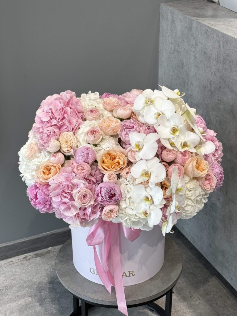 Kwiaty w pudełku „Pink Rice”