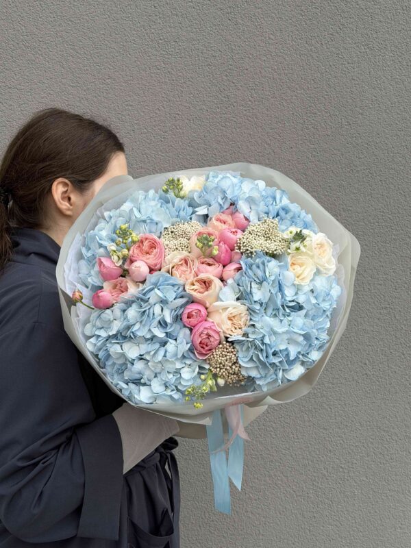 Букет цветов «Blue Sugar»