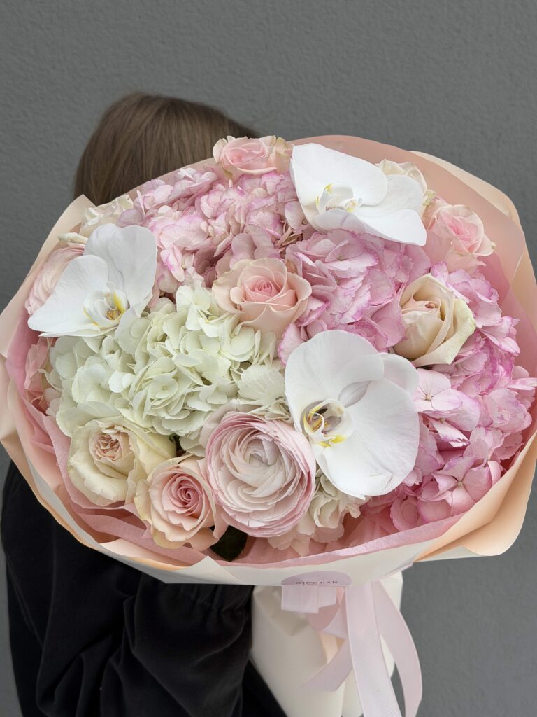 Bukiet kwiatów „Cashmere rose”