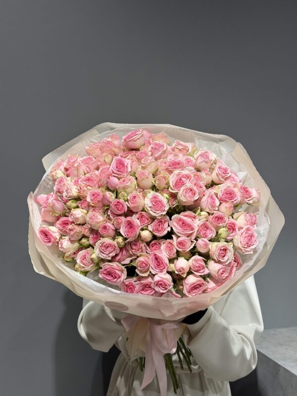 Bukiet gałązkowych róż Dinara