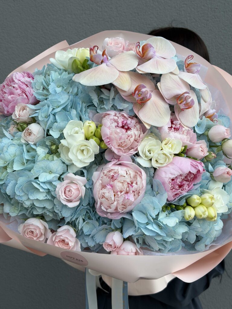 Букет квітів  “Rosario”